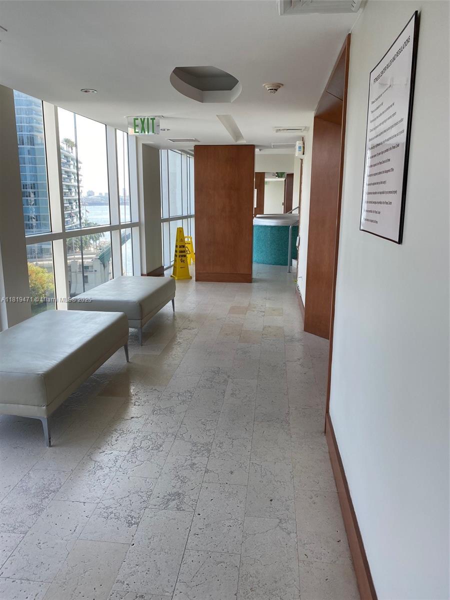 BRICKELL ON THE RIVER N T - Residential Lease