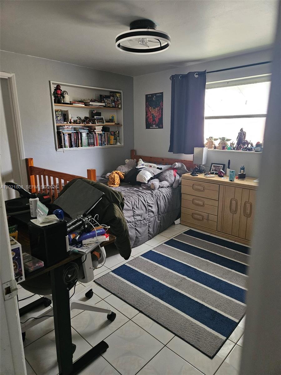221 NW 46th Ct