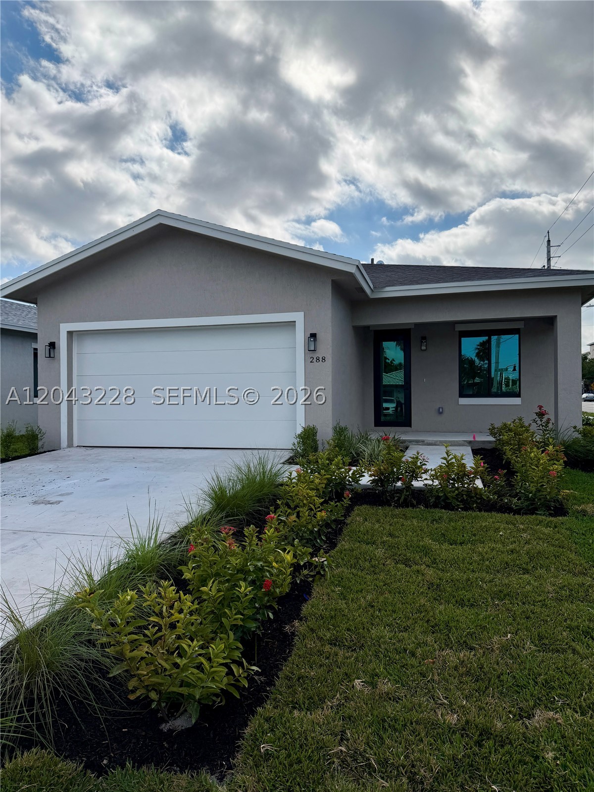 288 SW 2nd Ct
