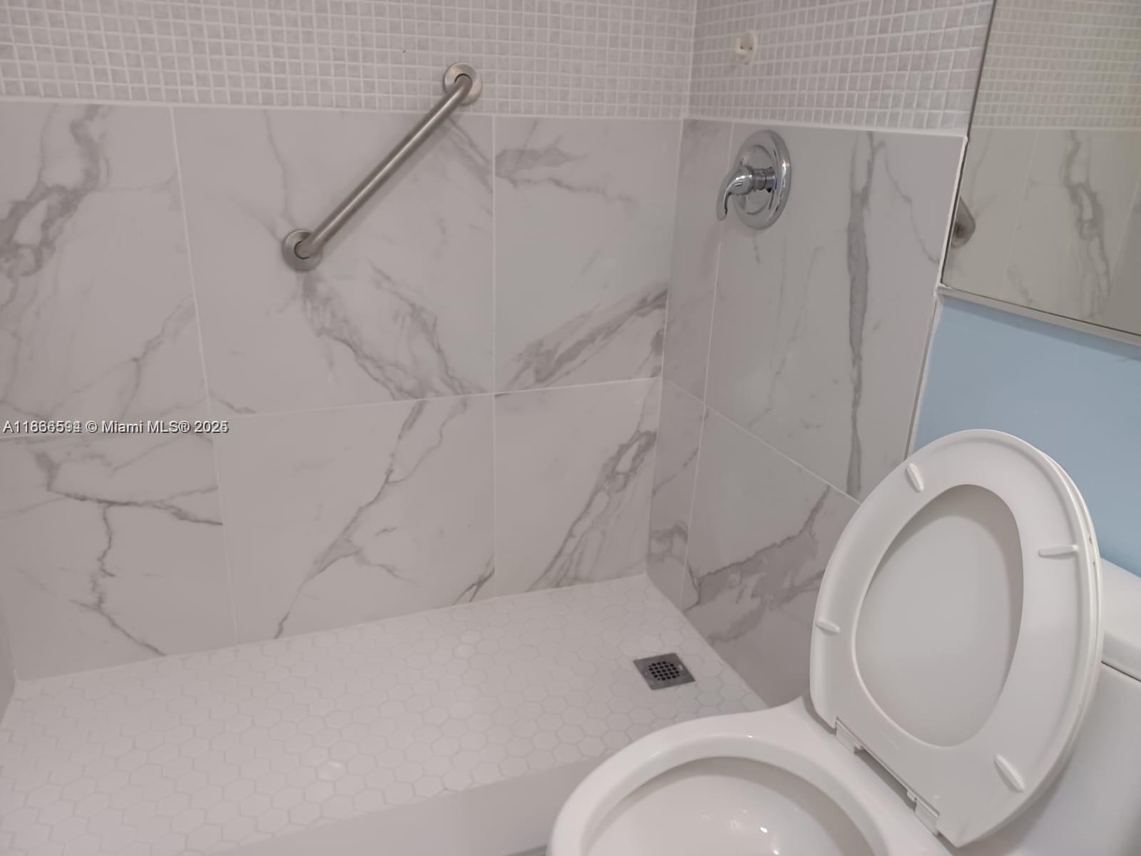NORWICH CONDO - Residential Lease