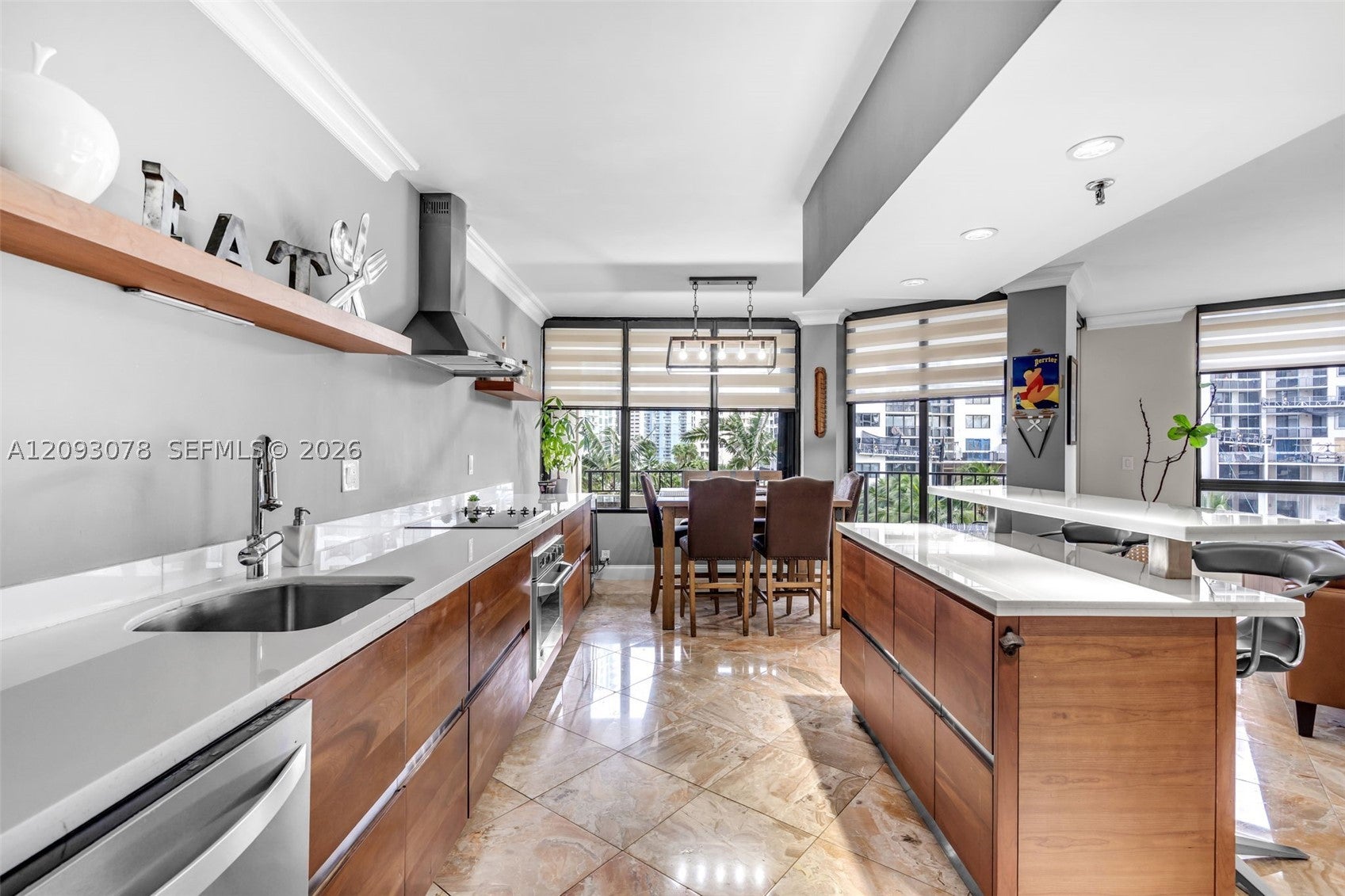520 Brickell Key Dr