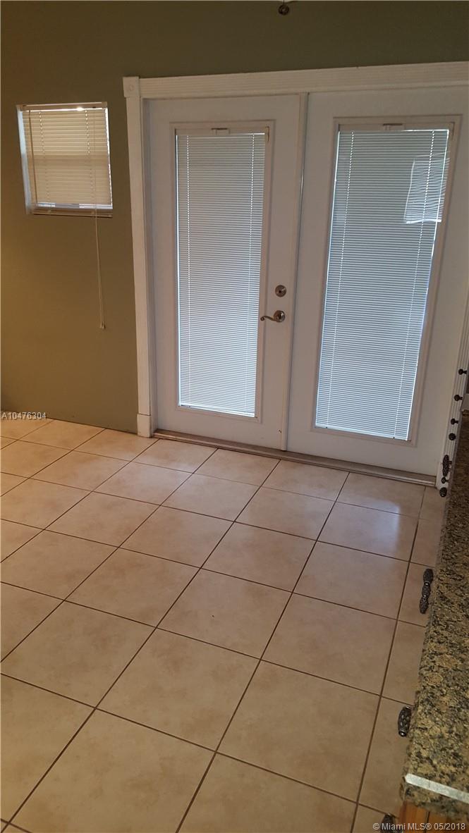 Floral Park Condo - Residential Lease