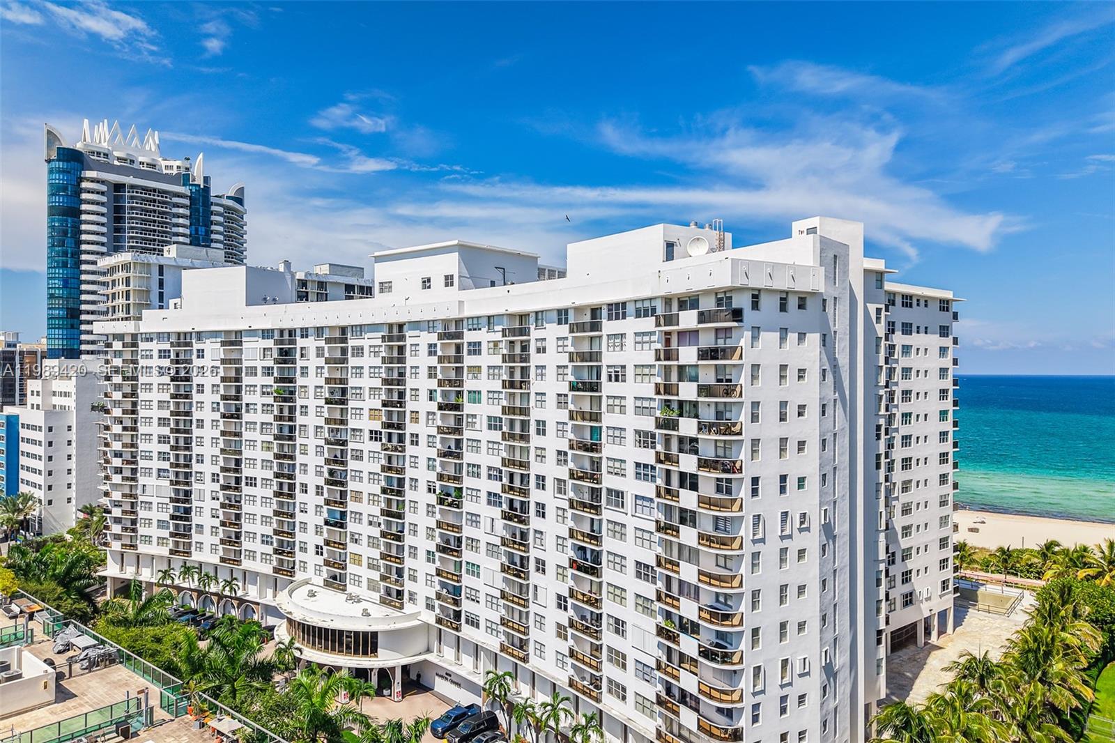 MAISON GRANDE CONDO - Residential