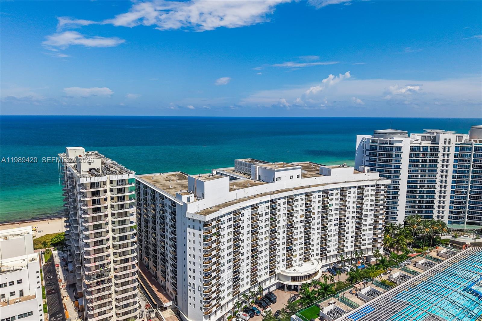 MAISON GRANDE CONDO - Residential