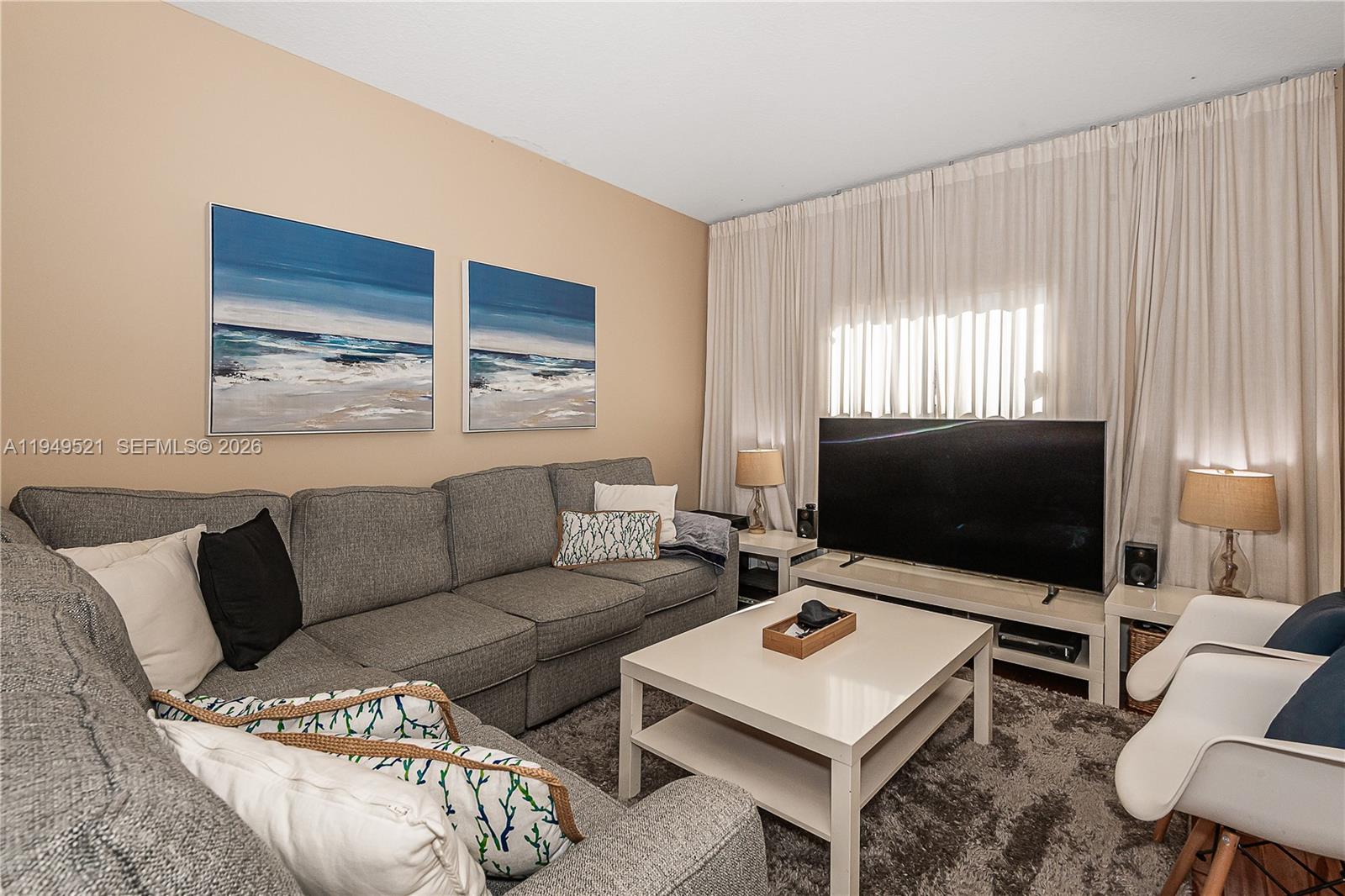 VILLAS AT HARBOR ISLES CO - Residential