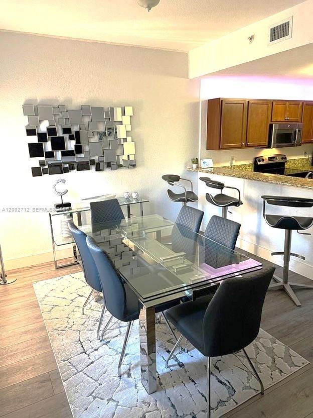 ST MORITZ AT DORAL CONDO - Residential Lease