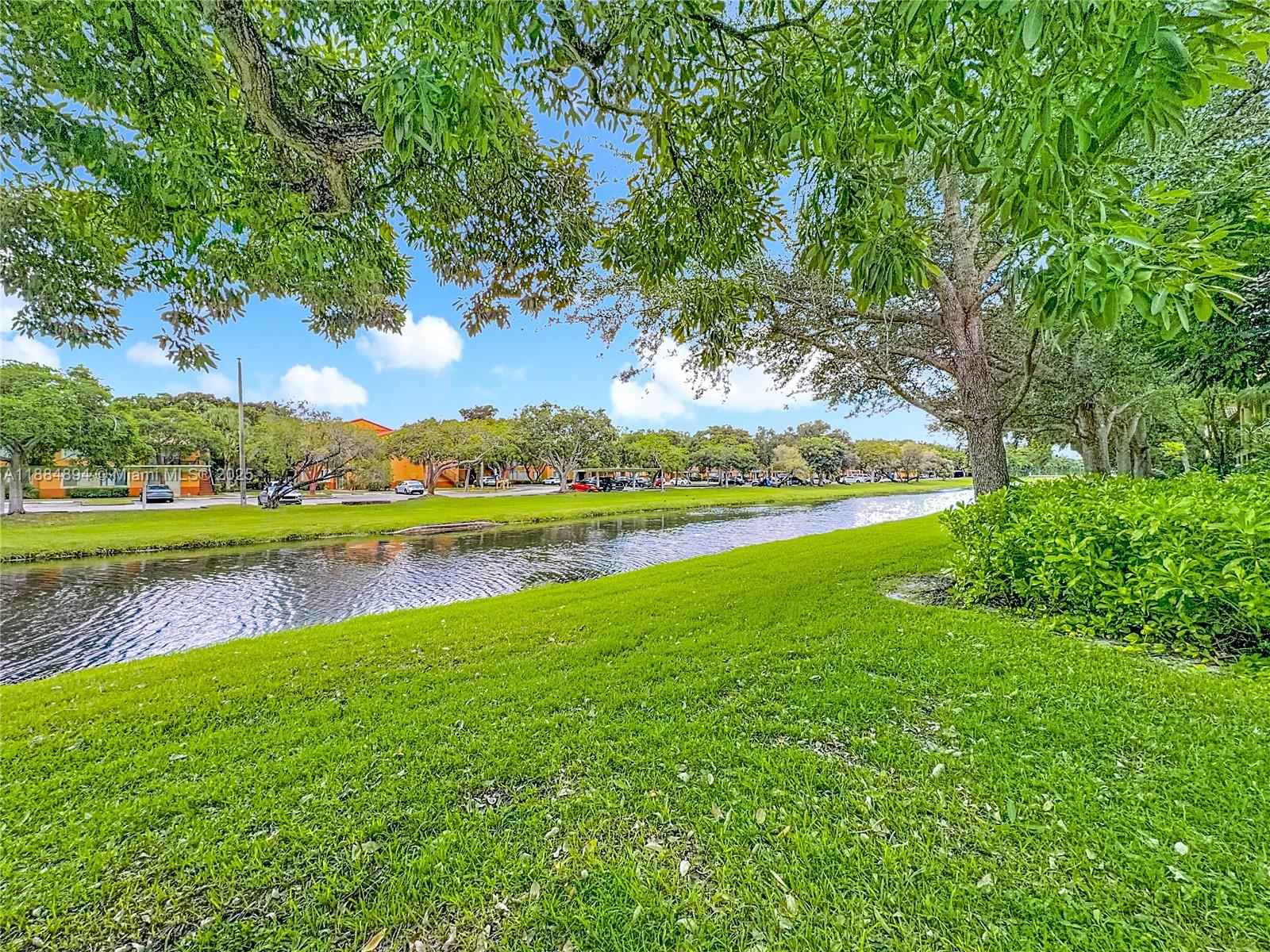 BRIDGEWATER CONDO - Residential Lease
