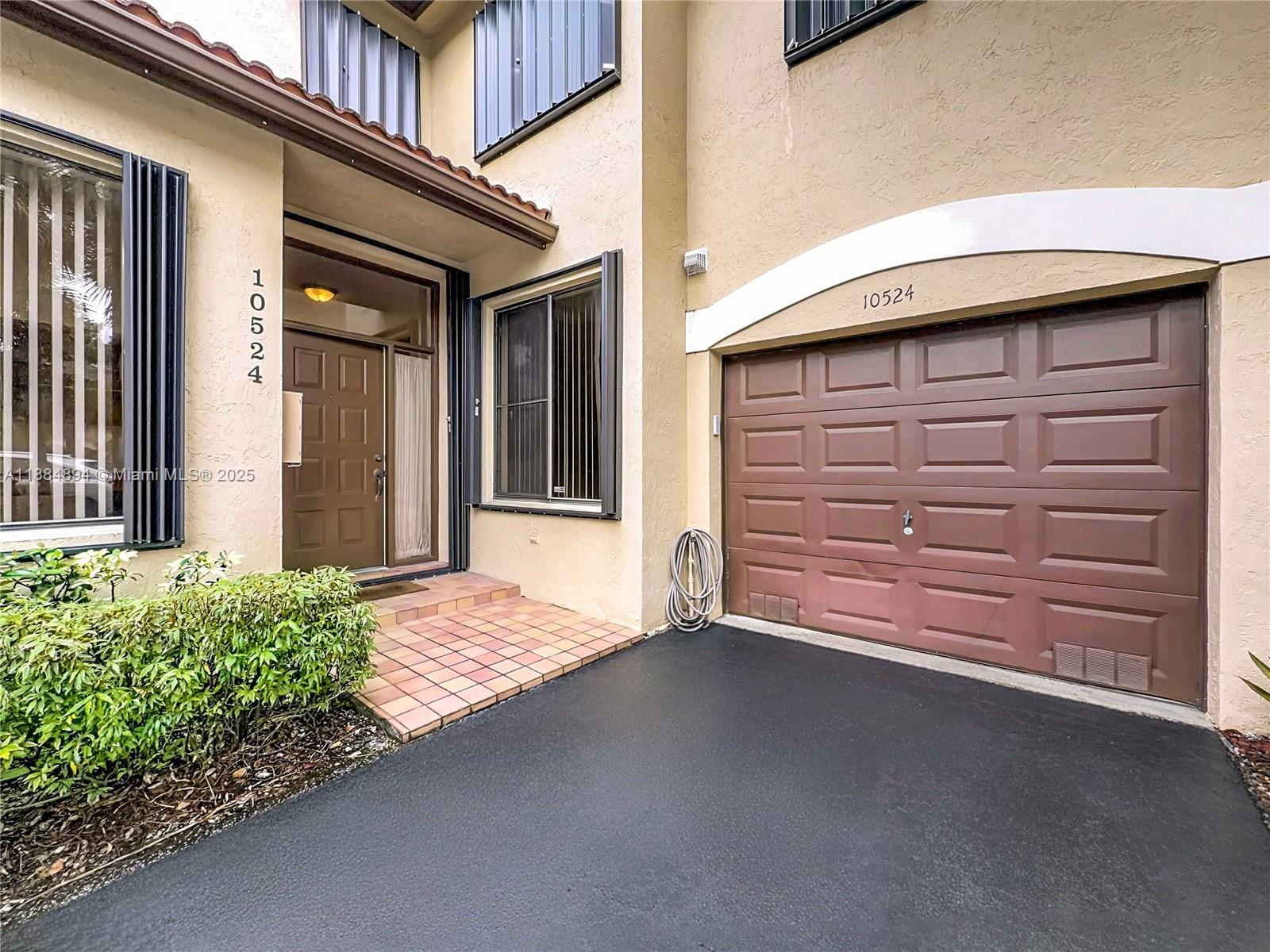 BRIDGEWATER CONDO - Residential Lease