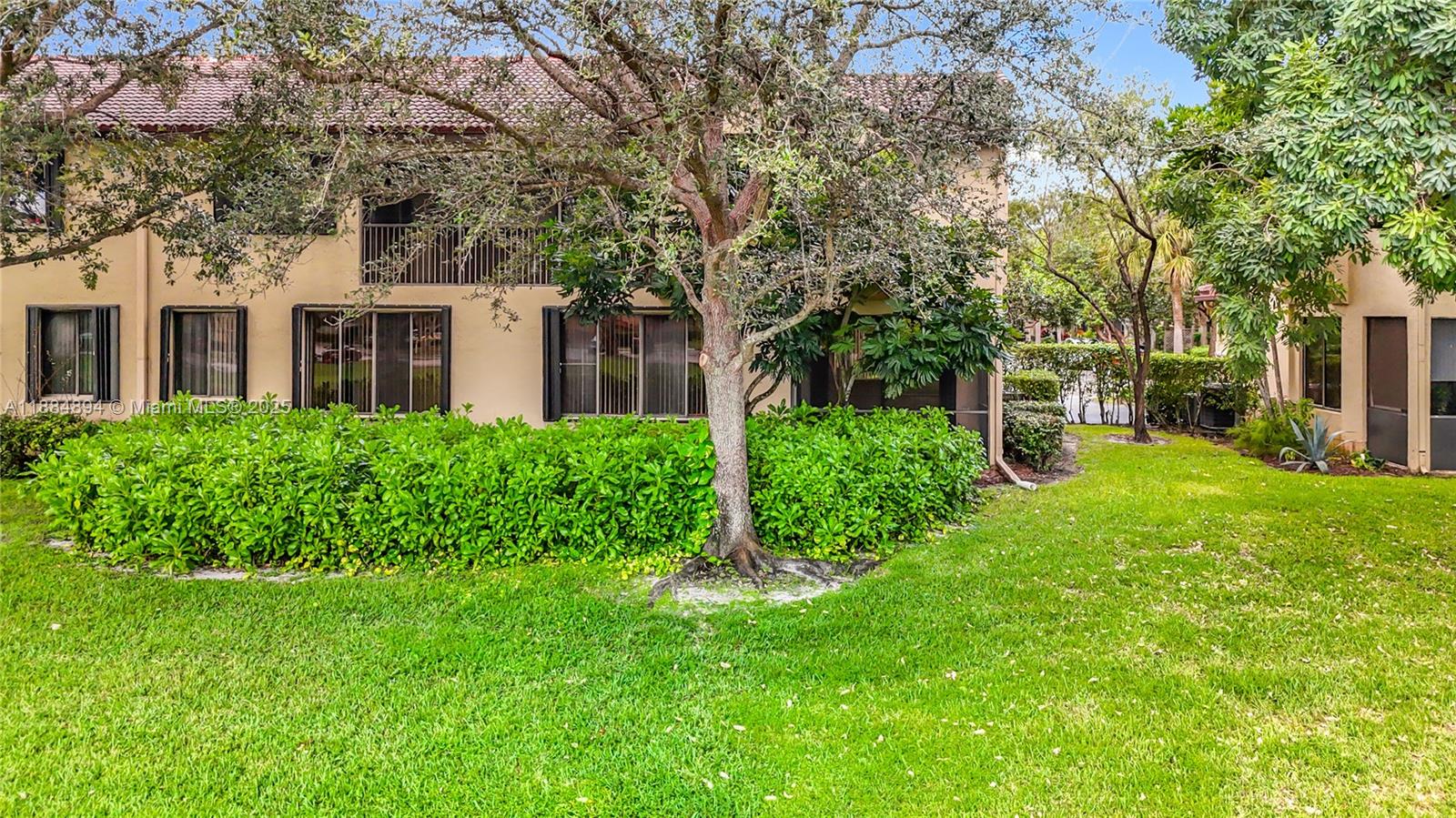 BRIDGEWATER CONDO - Residential Lease