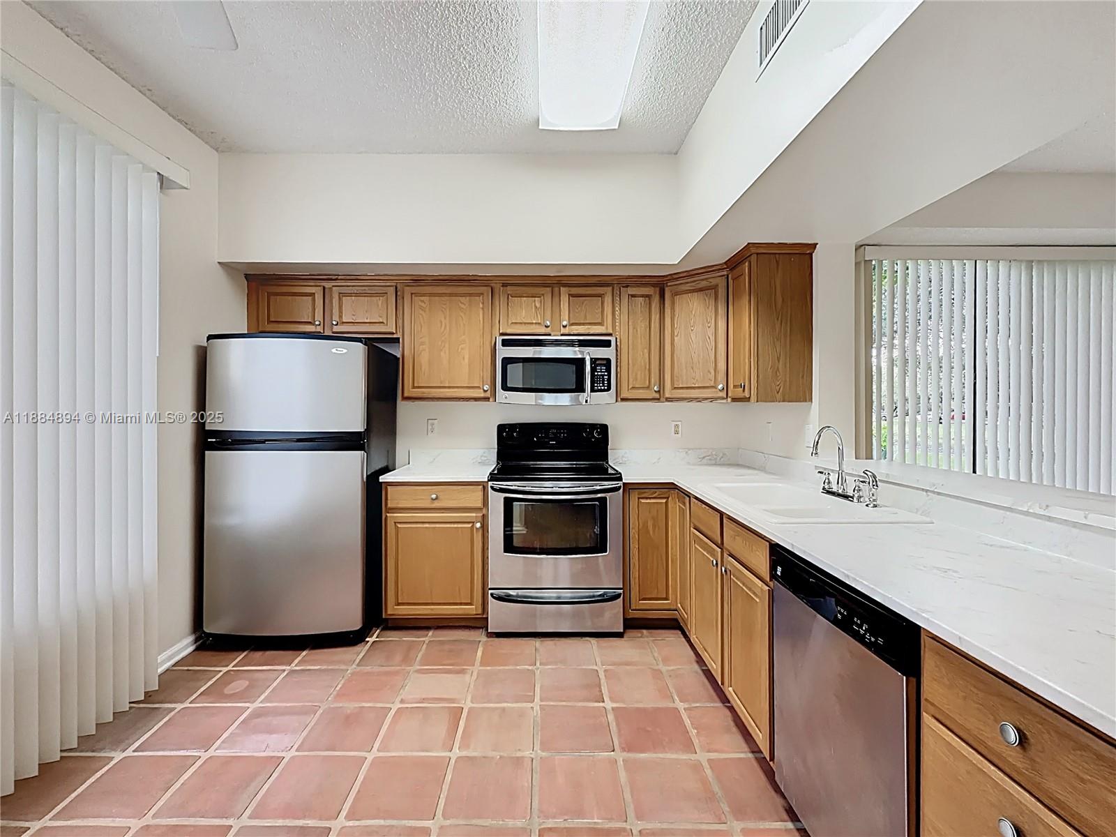 BRIDGEWATER CONDO - Residential Lease