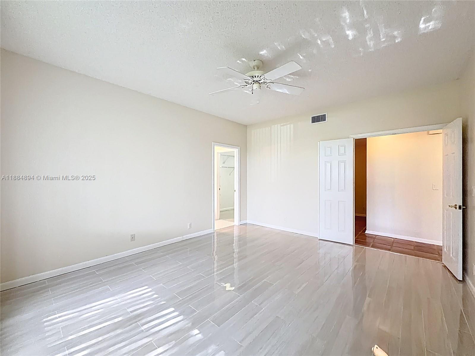 BRIDGEWATER CONDO - Residential Lease