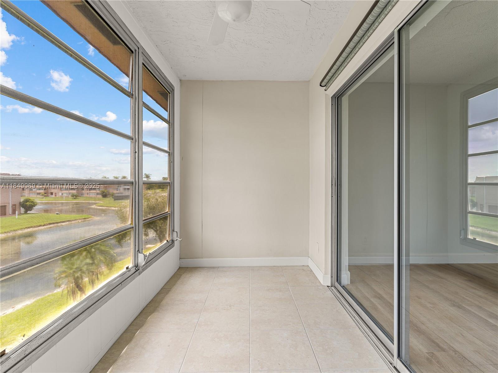 SUNRISE LAKES 132 CONDO - Residential