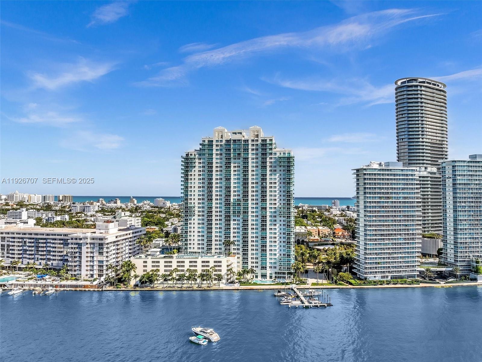 THE FLORIDIAN CONDO - Residential Lease