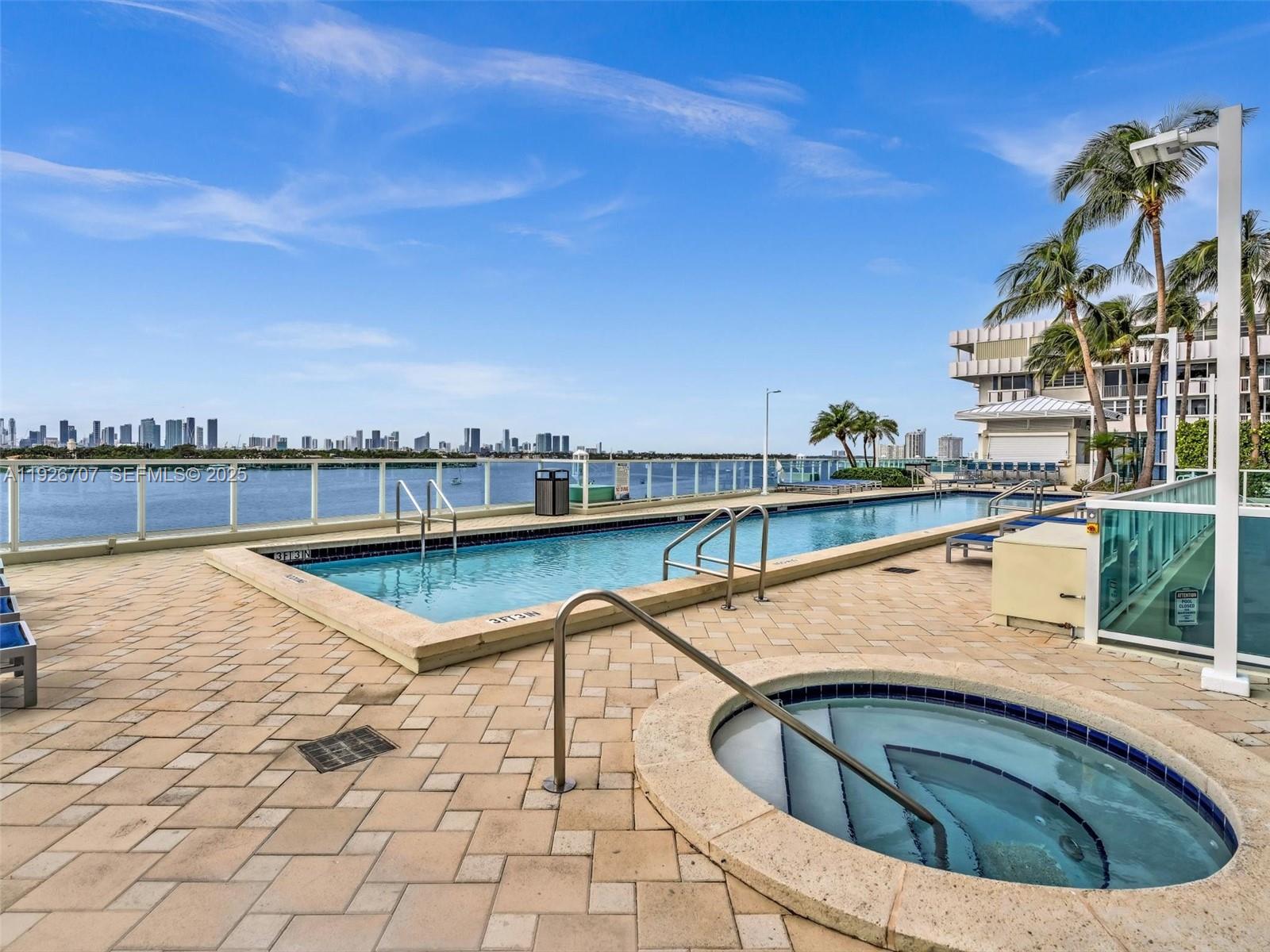 THE FLORIDIAN CONDO - Residential Lease