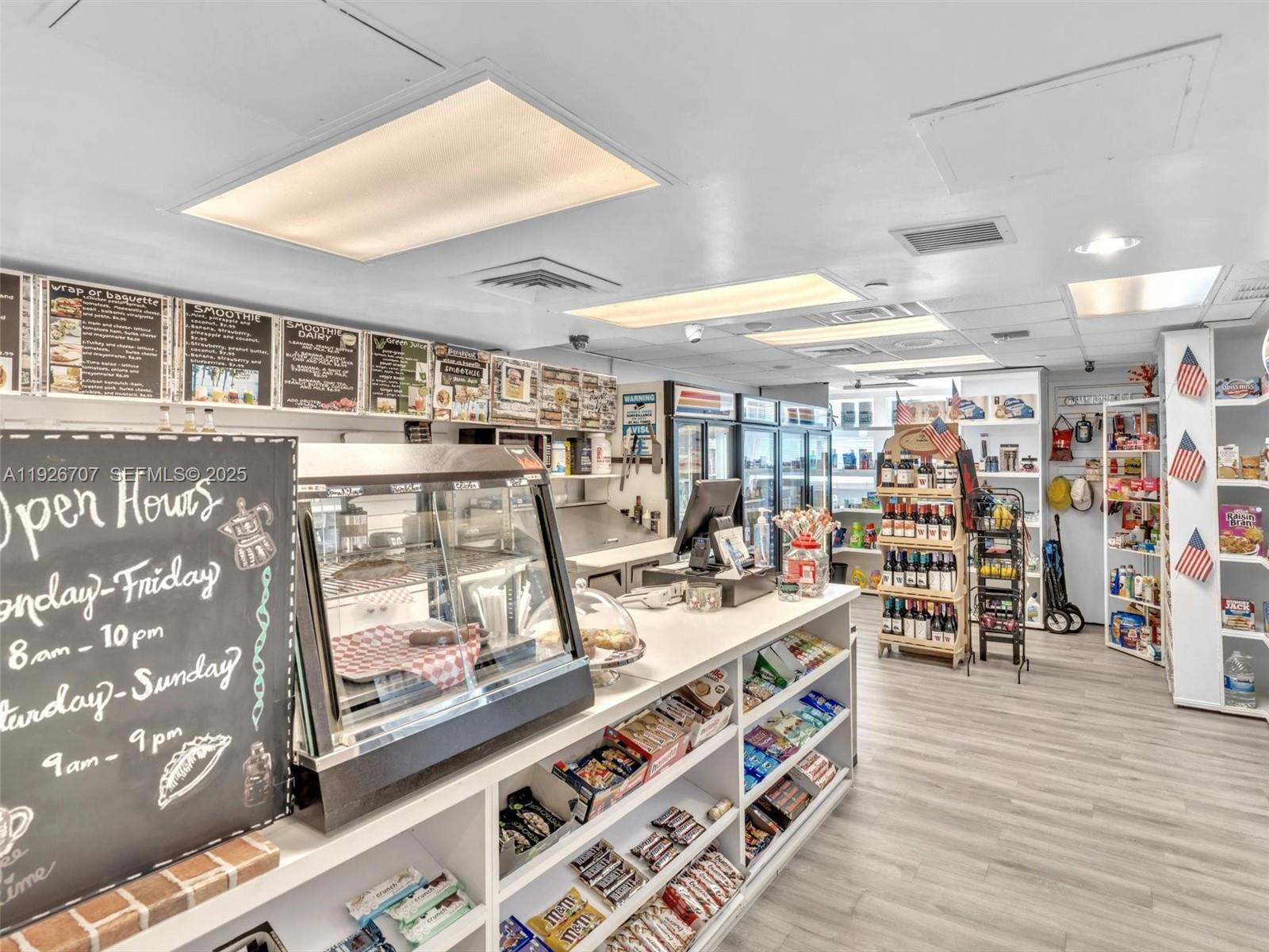 THE FLORIDIAN CONDO - Residential Lease