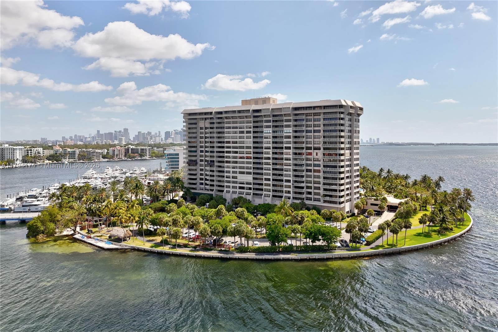 1 Grove Isle Dr A504
