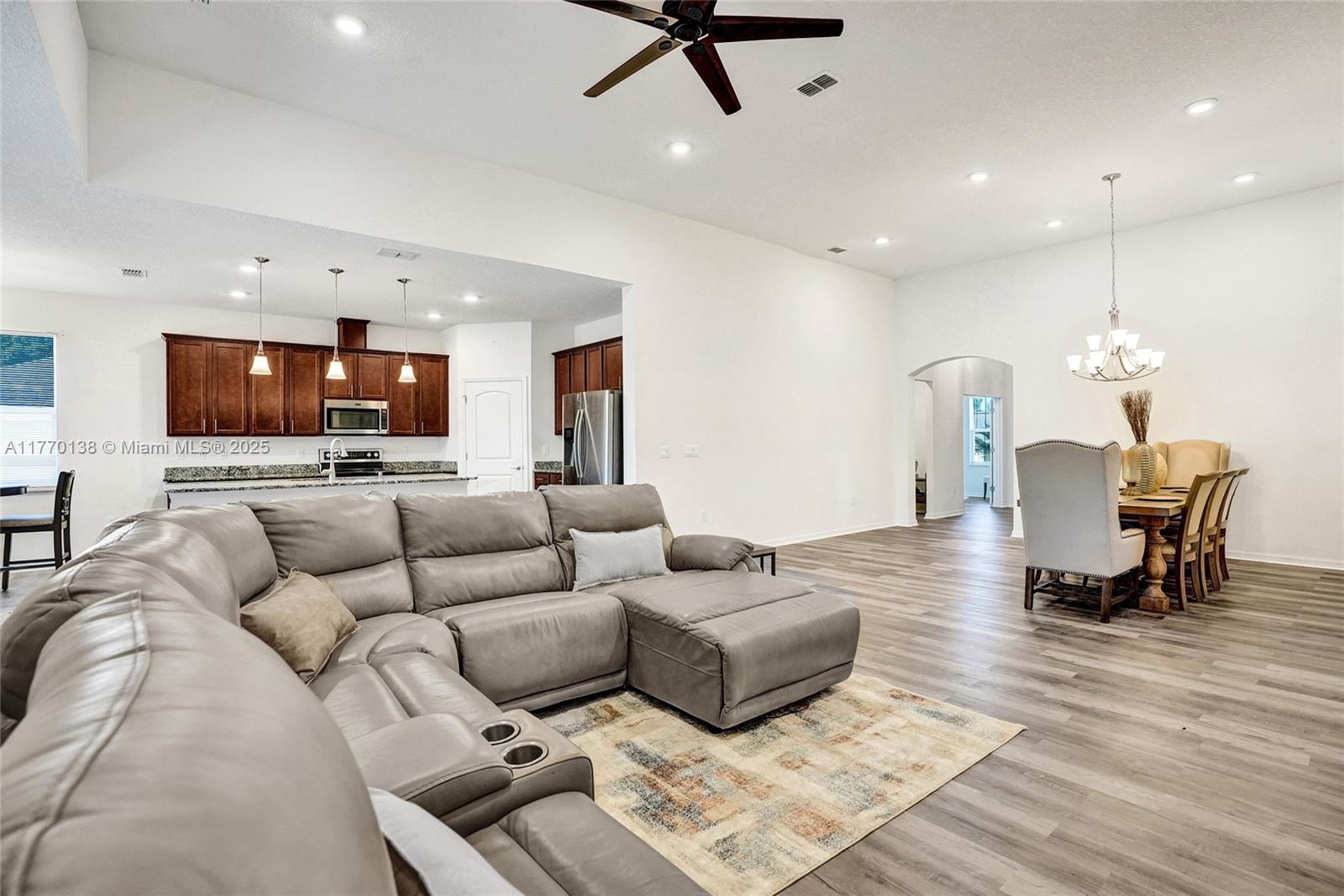 PORT ST LUCIE SECTION 11 - Residential