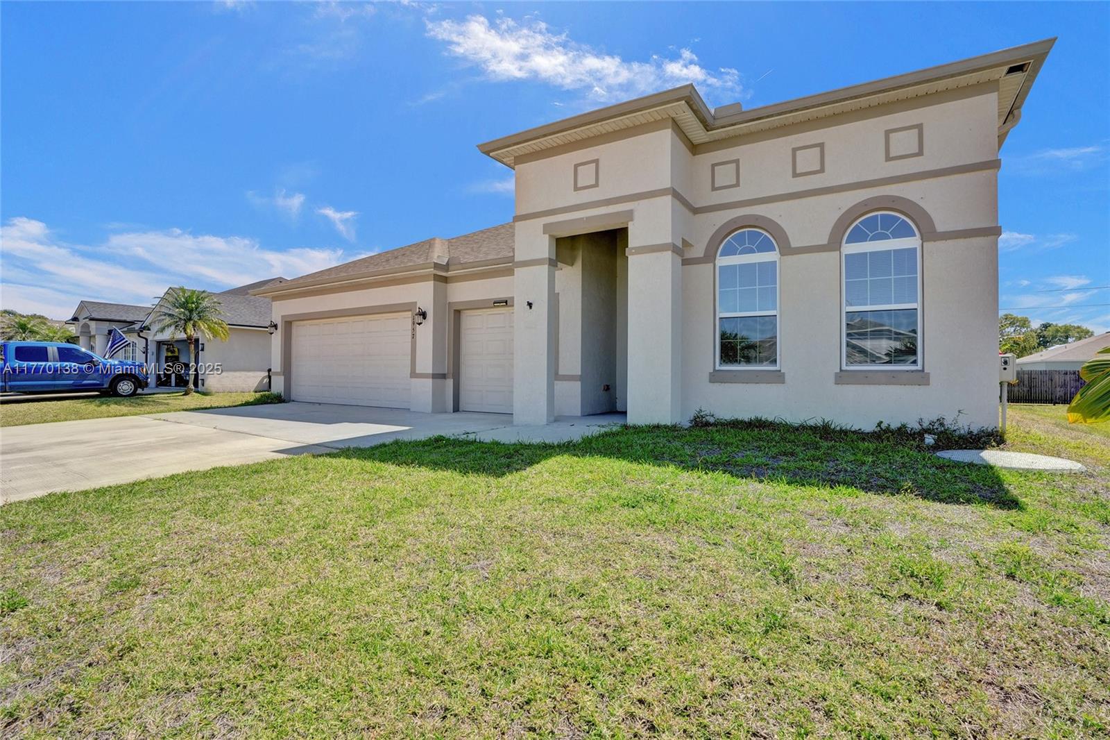 PORT ST LUCIE SECTION 11 - Residential