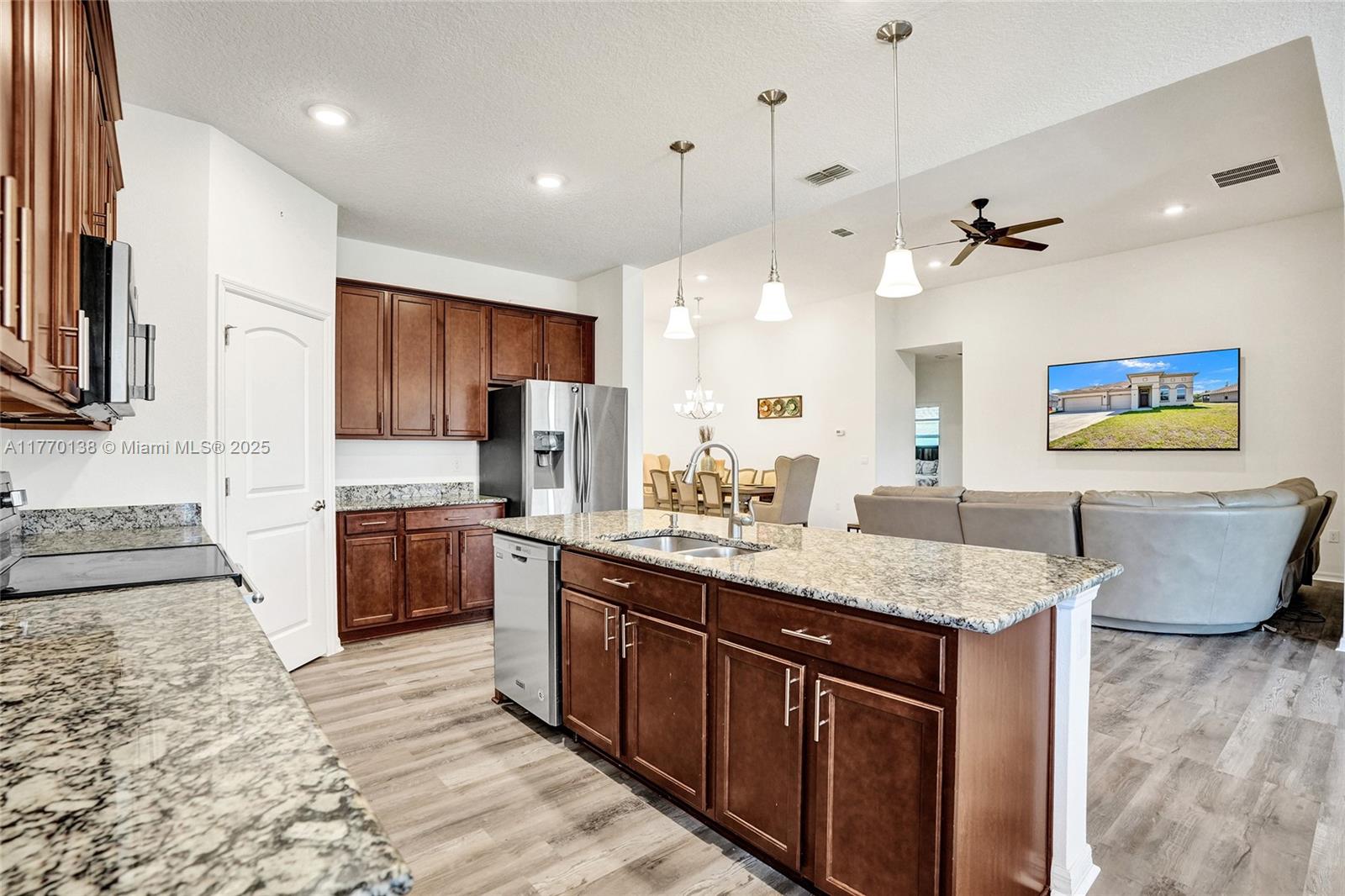 PORT ST LUCIE SECTION 11 - Residential