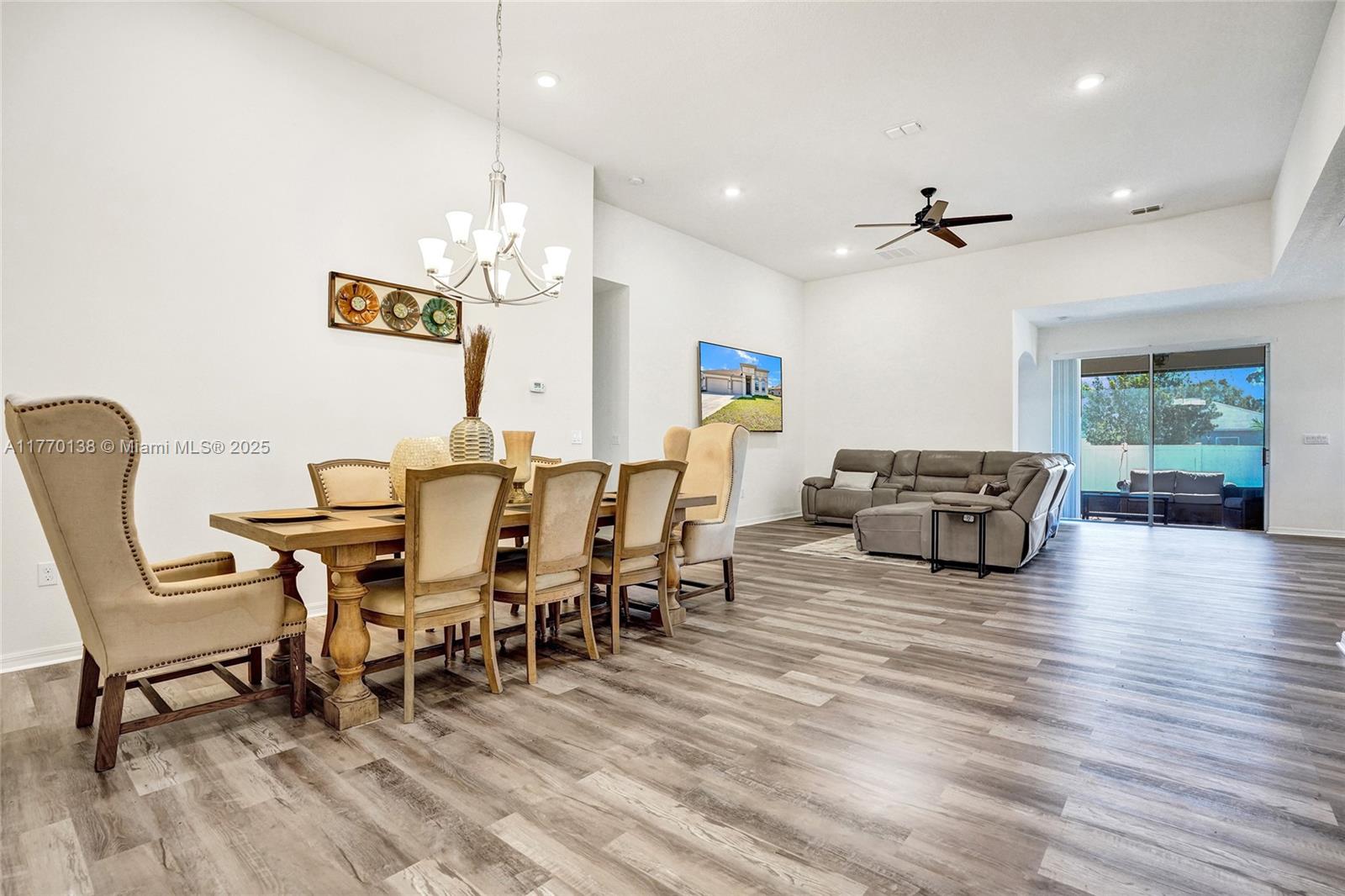 PORT ST LUCIE SECTION 11 - Residential