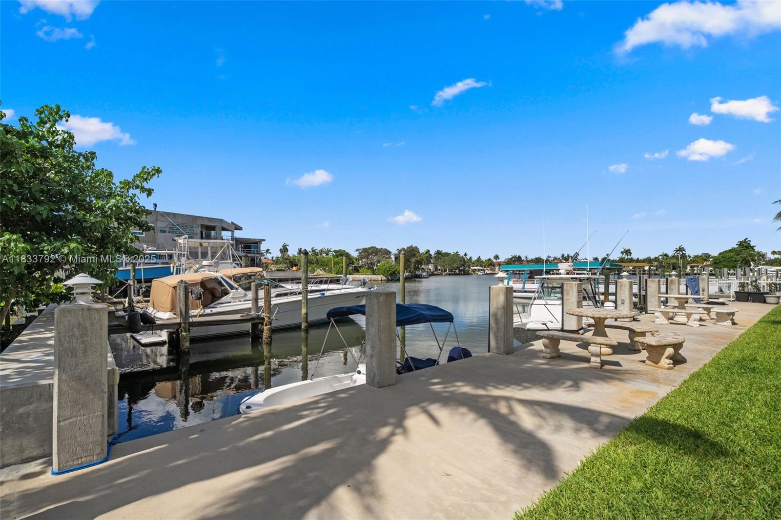 RIVIERA TOWERS CO-OP - Residential