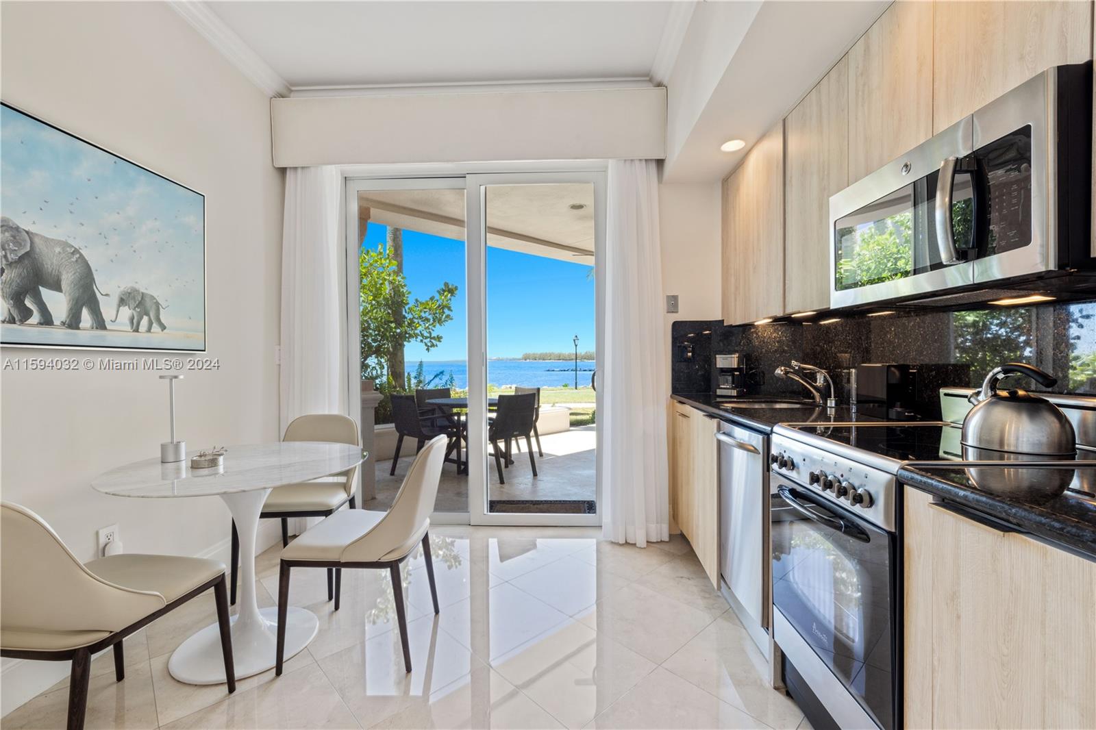SEASIDE VILLAS CONDO - Residential Lease