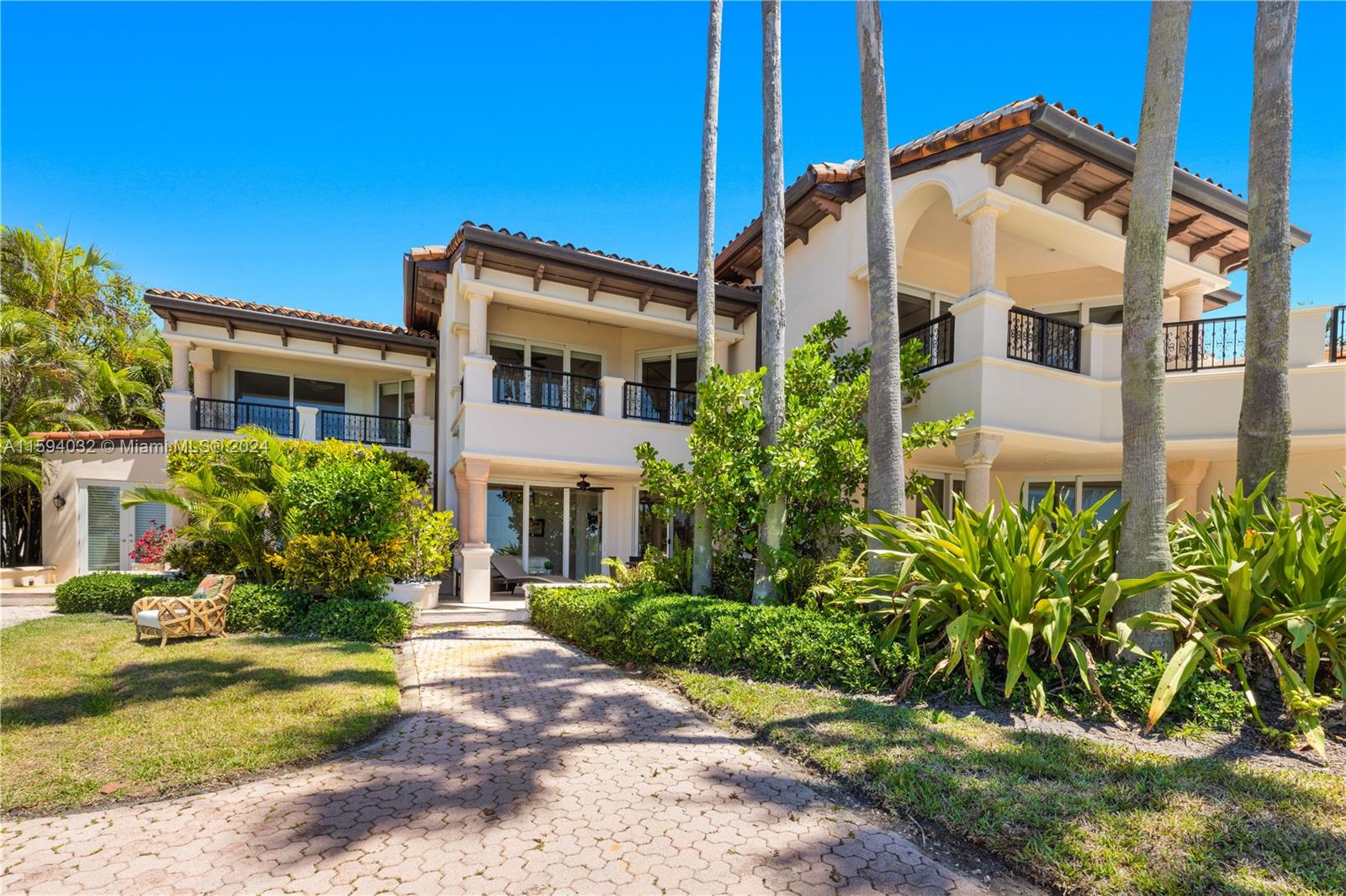 SEASIDE VILLAS CONDO - Residential Lease