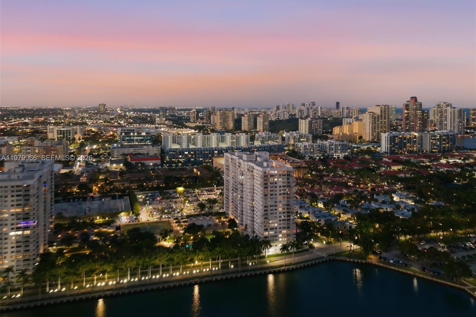 ADMIRALS PORT CONDO-EAST - Residential