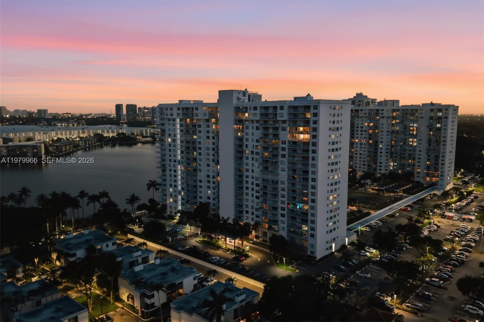 ADMIRALS PORT CONDO-EAST - Residential
