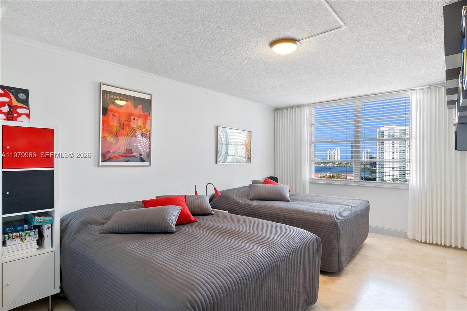 ADMIRALS PORT CONDO-EAST - Residential