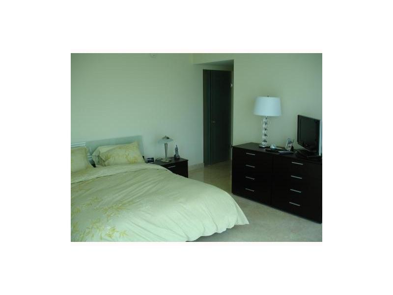 SKYLINE ON BRICKELL CONDO - Residential Lease