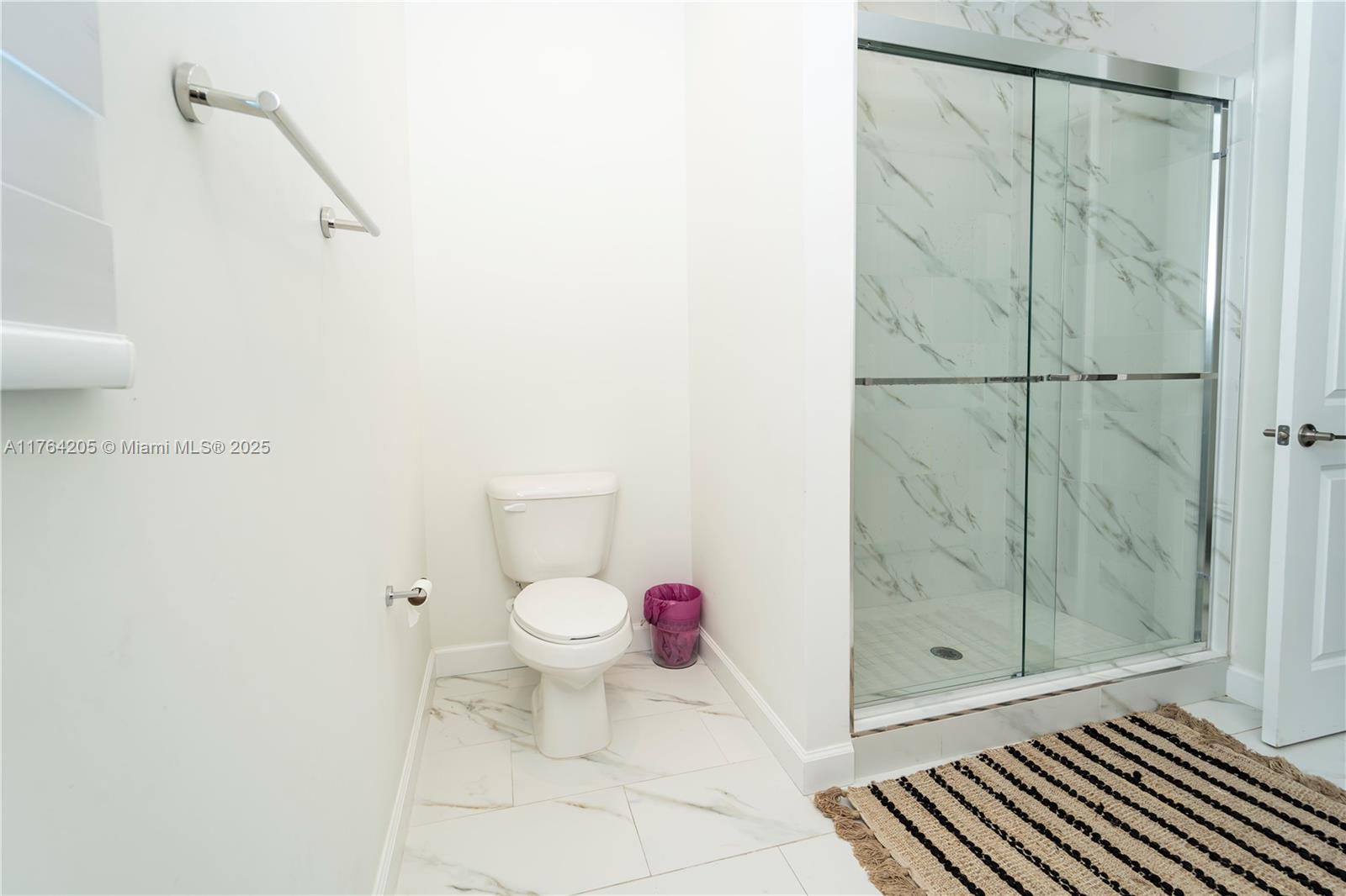 SYMPHONY PLACE - Residential Lease