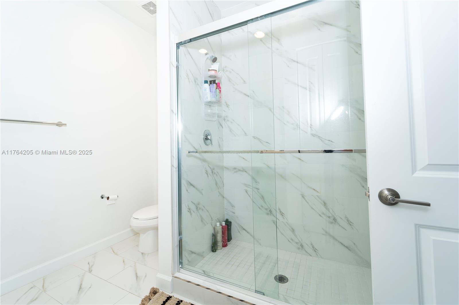 SYMPHONY PLACE - Residential Lease