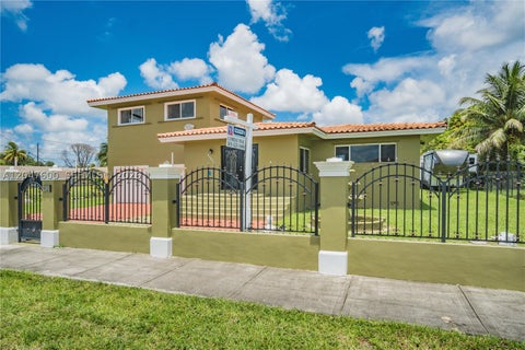 Photo of 17135 NW 19th Ave, Miami Gardens, FL 33056 (MLS # A12047600)