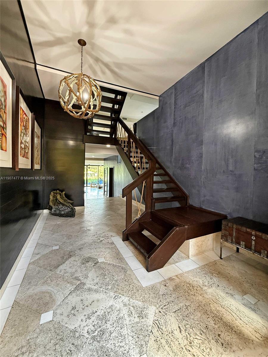 ROYAL HARBOUR YACHT CLUB - Residential