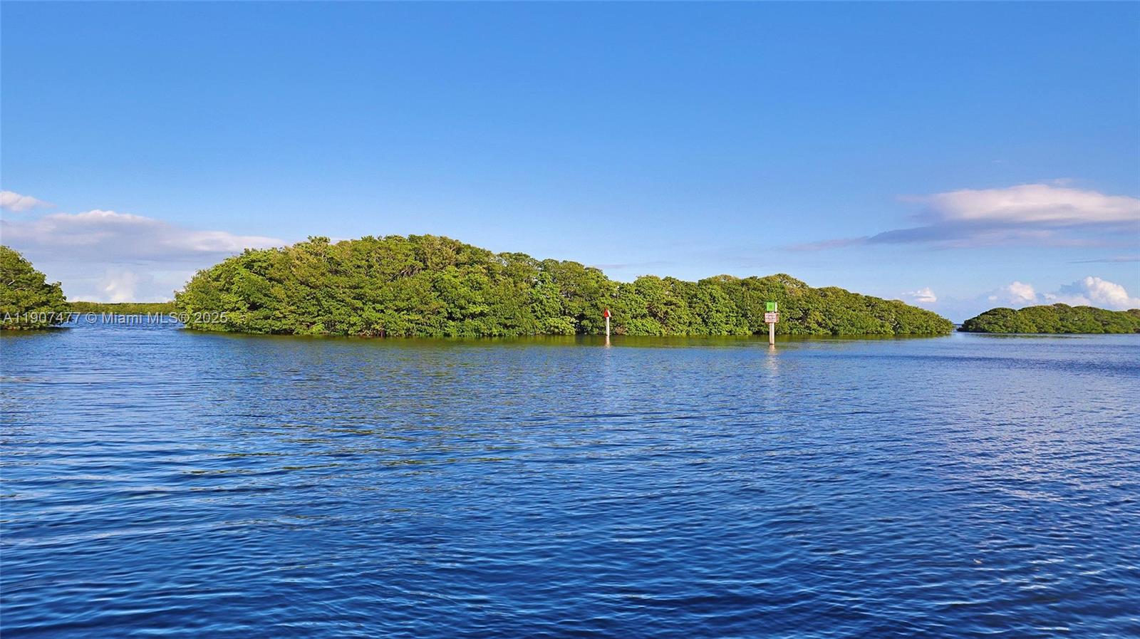 ROYAL HARBOUR YACHT CLUB - Residential