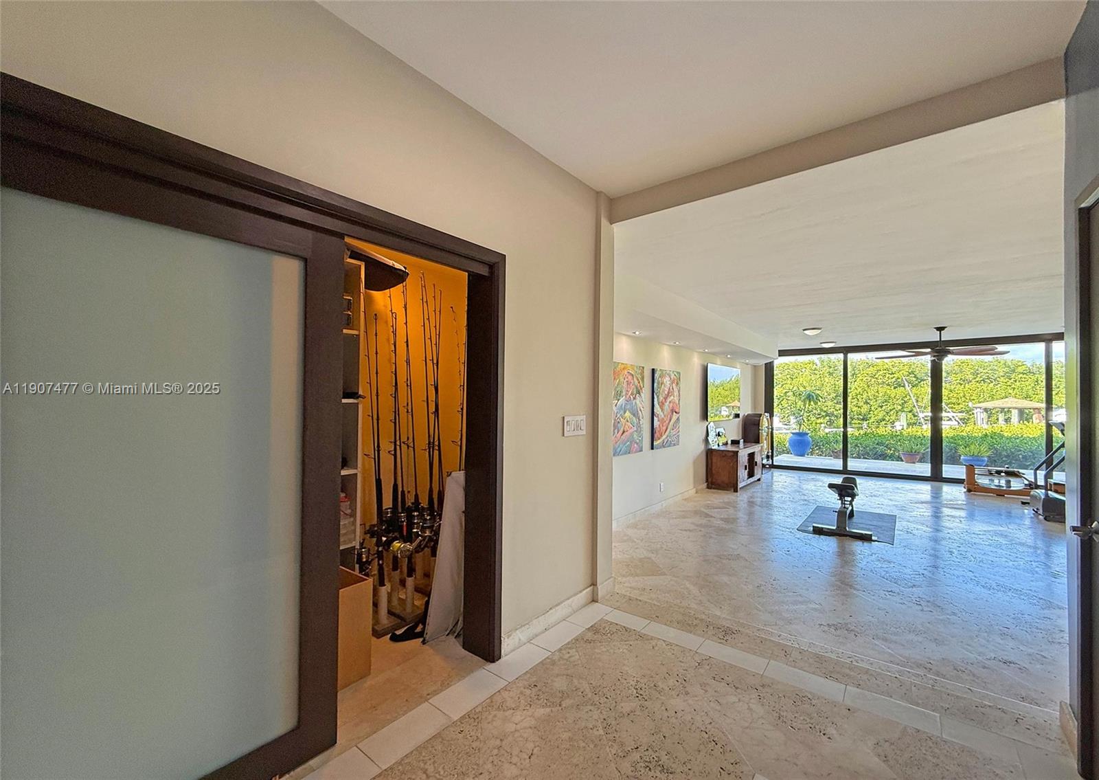 ROYAL HARBOUR YACHT CLUB - Residential