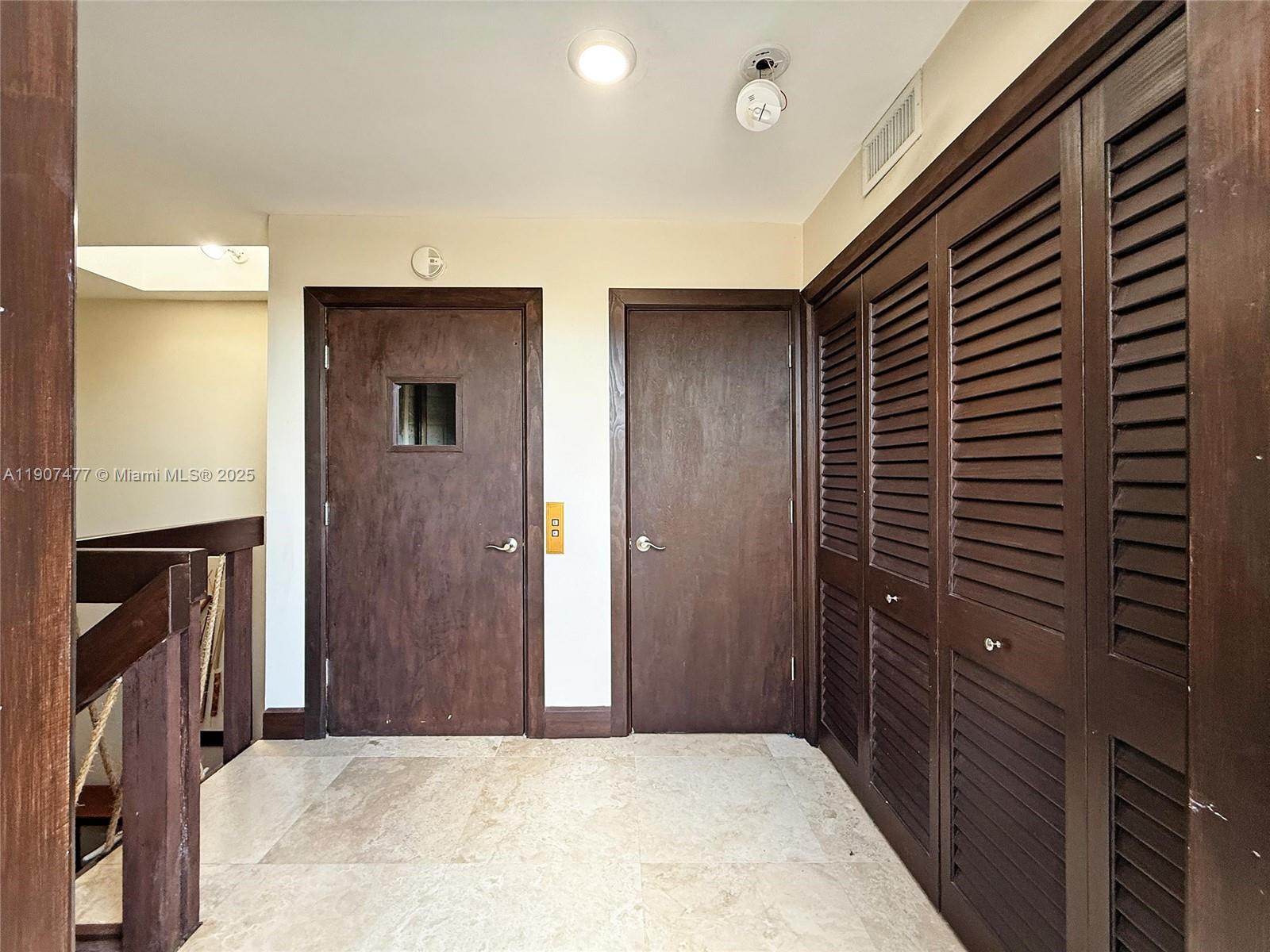 ROYAL HARBOUR YACHT CLUB - Residential