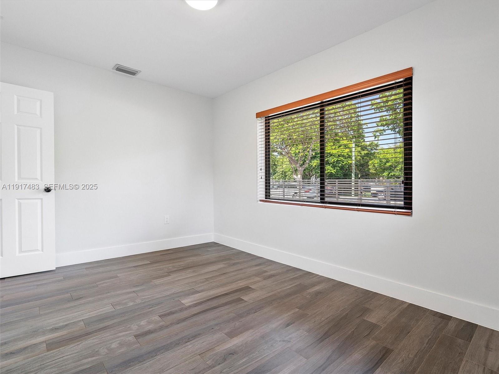 PRINCESS PARK - Residential Lease