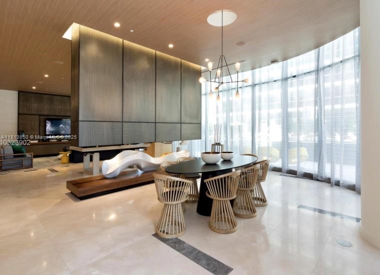 BRICKELL HEIGHTS EAST - Residential Lease