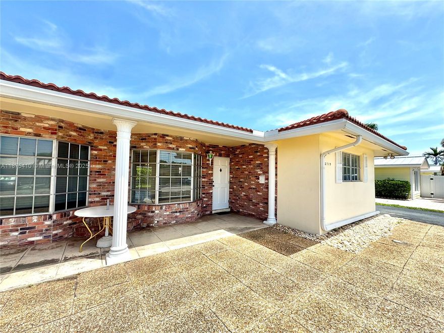 Private apartment in highly sought-after Coral Ridge. Spacious and well-kept with central A/C, in-unit washer & dryer, and water included in rent. Available now for annual lease. Excellent location just minutes from the beach, Coral Ridge Mall, Publix, Target, hospital, and public transportation. Submit CTL along with background and credit check (via RentSpree or Tenant Evaluation). Please also include the three most recent bank statements.