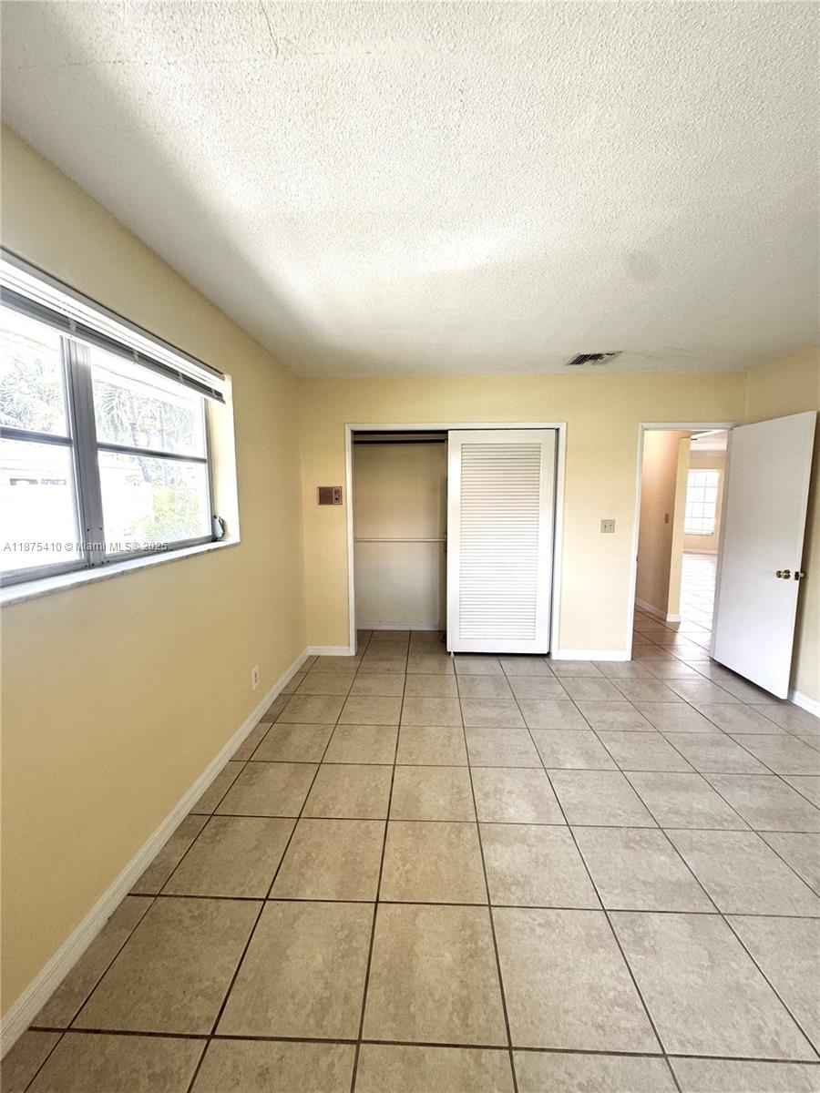 CORAL RIDGE GALT ADD NO 2 - Residential Lease