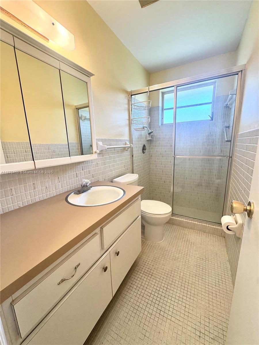 CORAL RIDGE GALT ADD NO 2 - Residential Lease