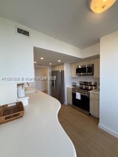 Rental Property at 151 Crandon Bl 700, Key Biscayne, Miami-Dade County, Florida - Bedrooms: 2 
Bathrooms: 2  - $5,490 MO.