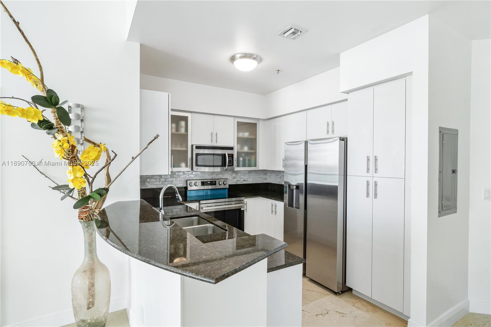 360 CONDO A - Residential Lease