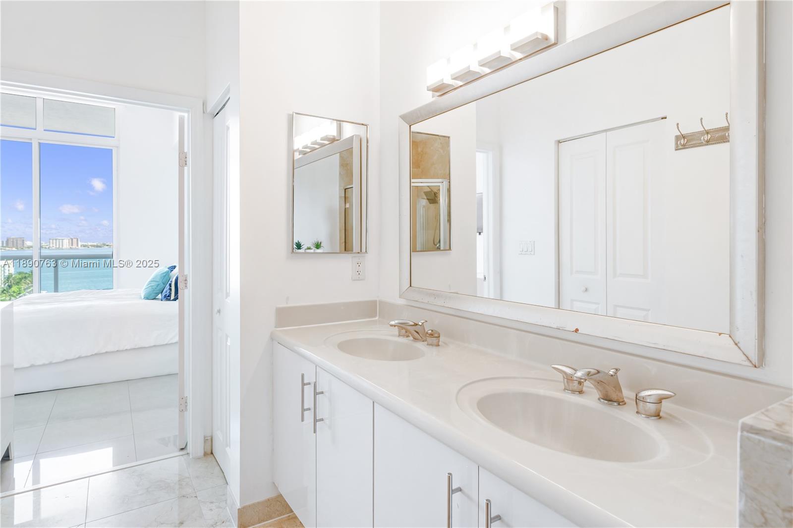 360 CONDO A - Residential Lease