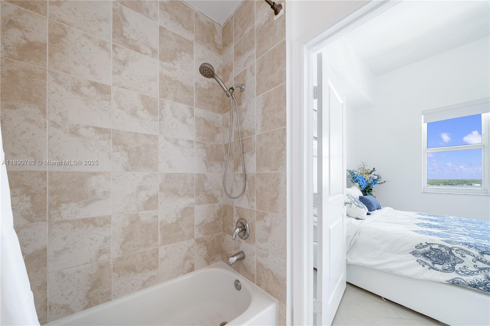 360 CONDO A - Residential Lease