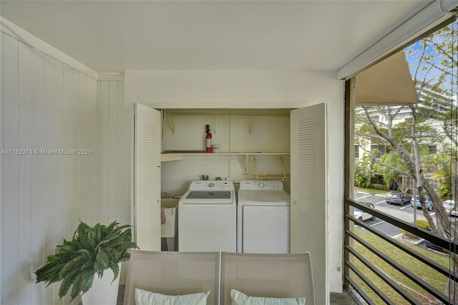 VILLA DORADA CONDO NO 2 - Residential