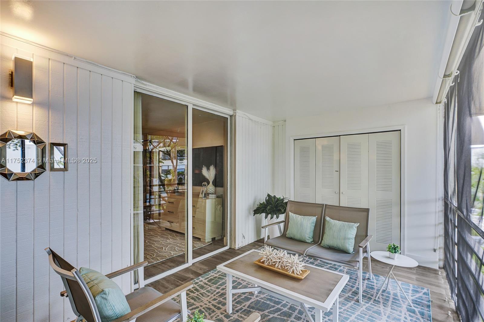 VILLA DORADA CONDO NO 2 - Residential