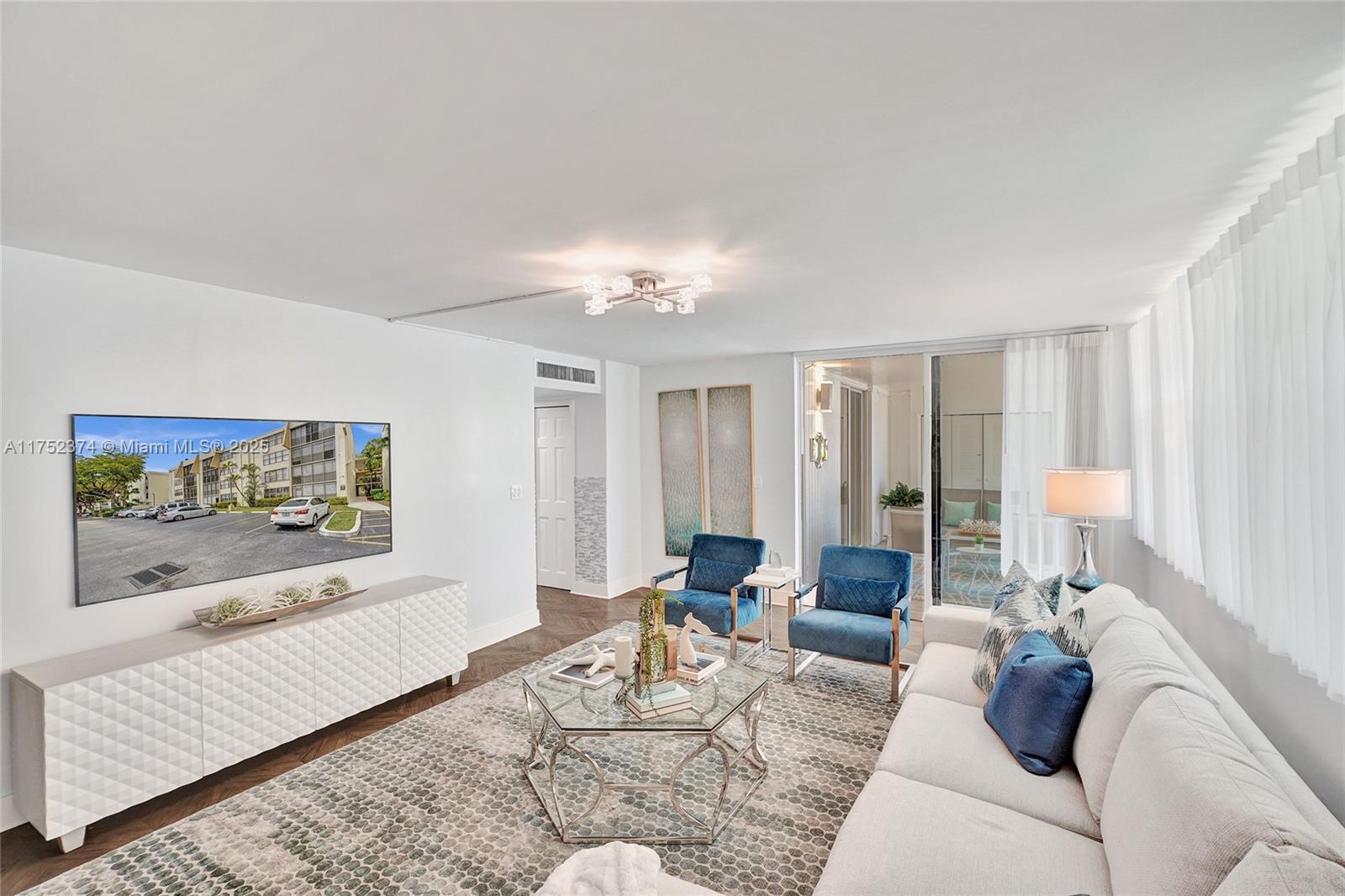 VILLA DORADA CONDO NO 2 - Residential